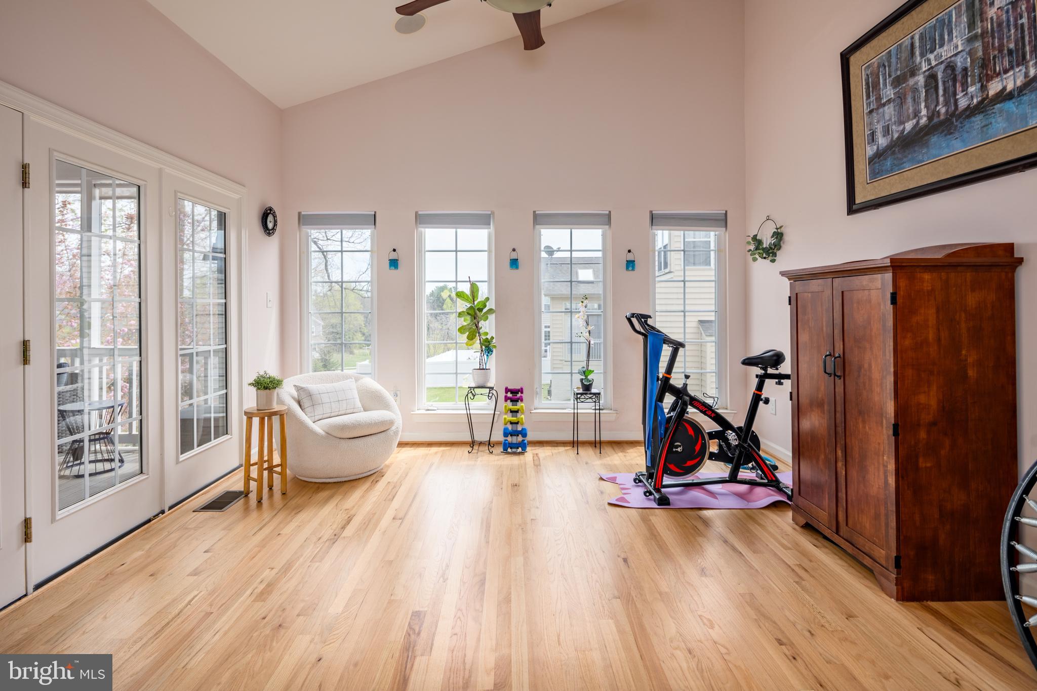 PERRY HALL - Residential