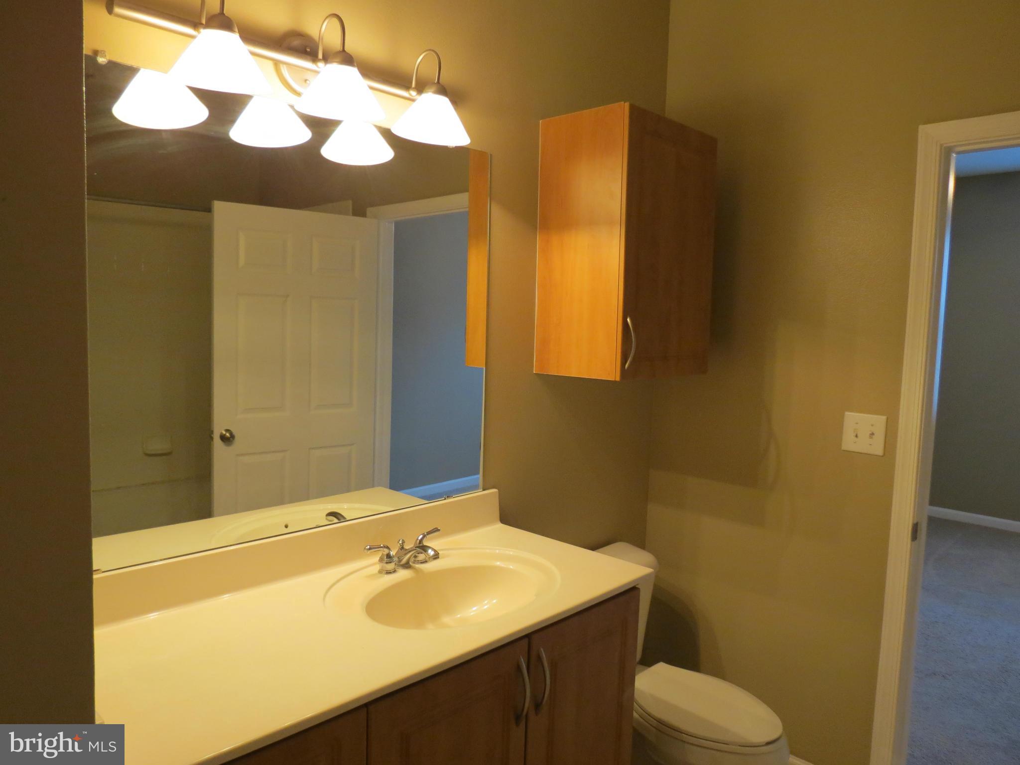 FAIRFAX RIDGE - Residential Lease