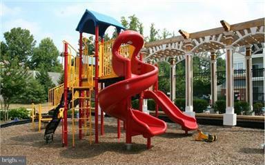 FAIRFAX RIDGE - Residential Lease