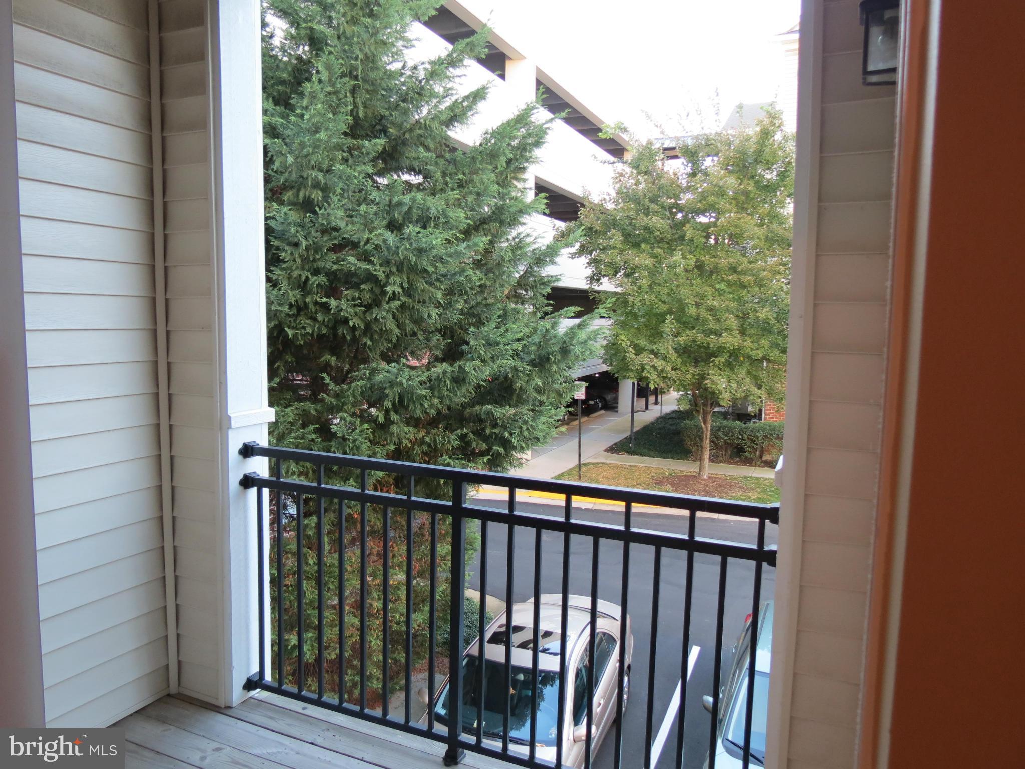 FAIRFAX RIDGE - Residential Lease