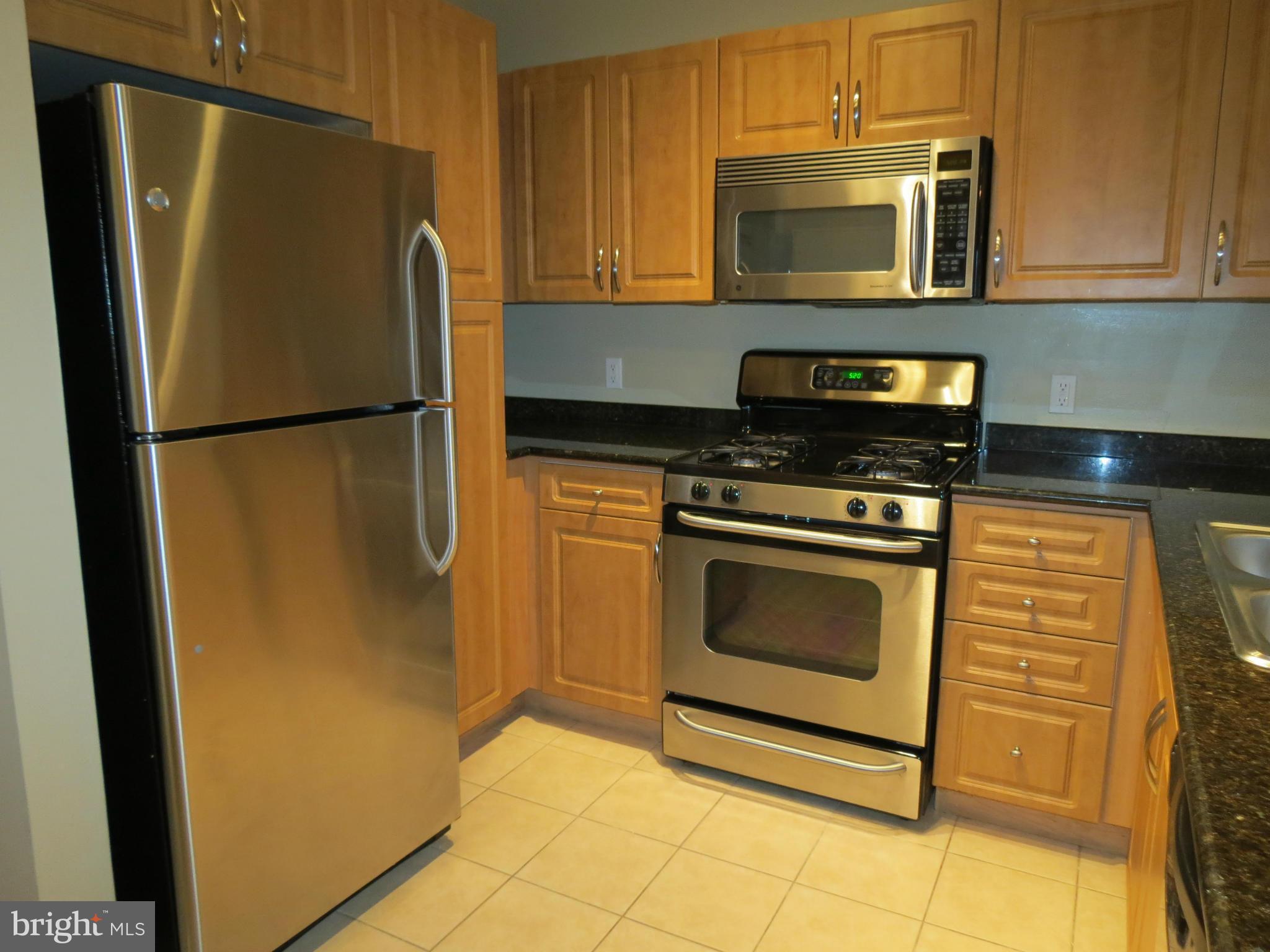 FAIRFAX RIDGE - Residential Lease