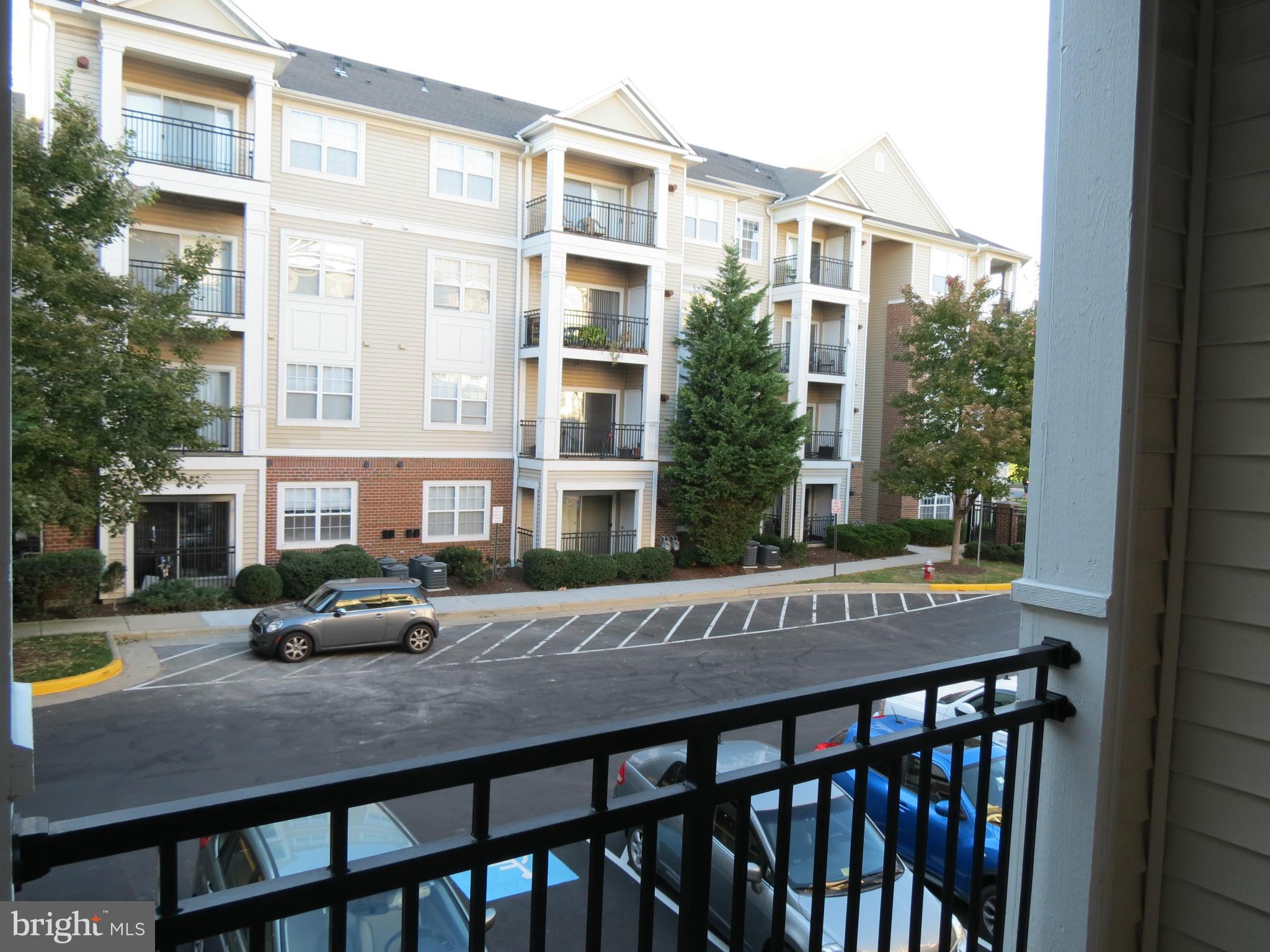 FAIRFAX RIDGE - Residential Lease