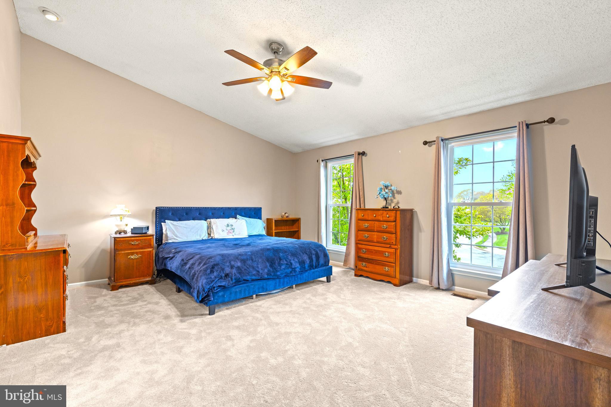 OAKENSHAW - Residential