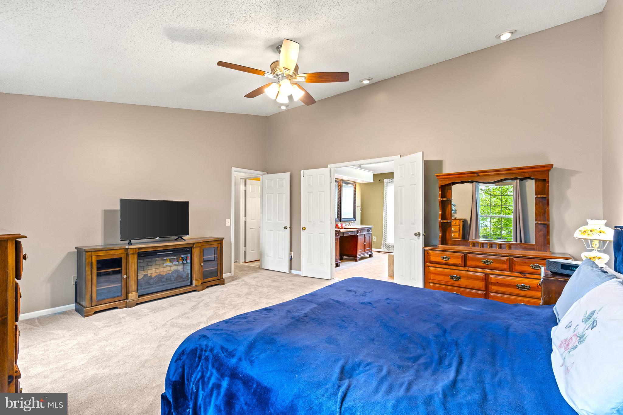 OAKENSHAW - Residential