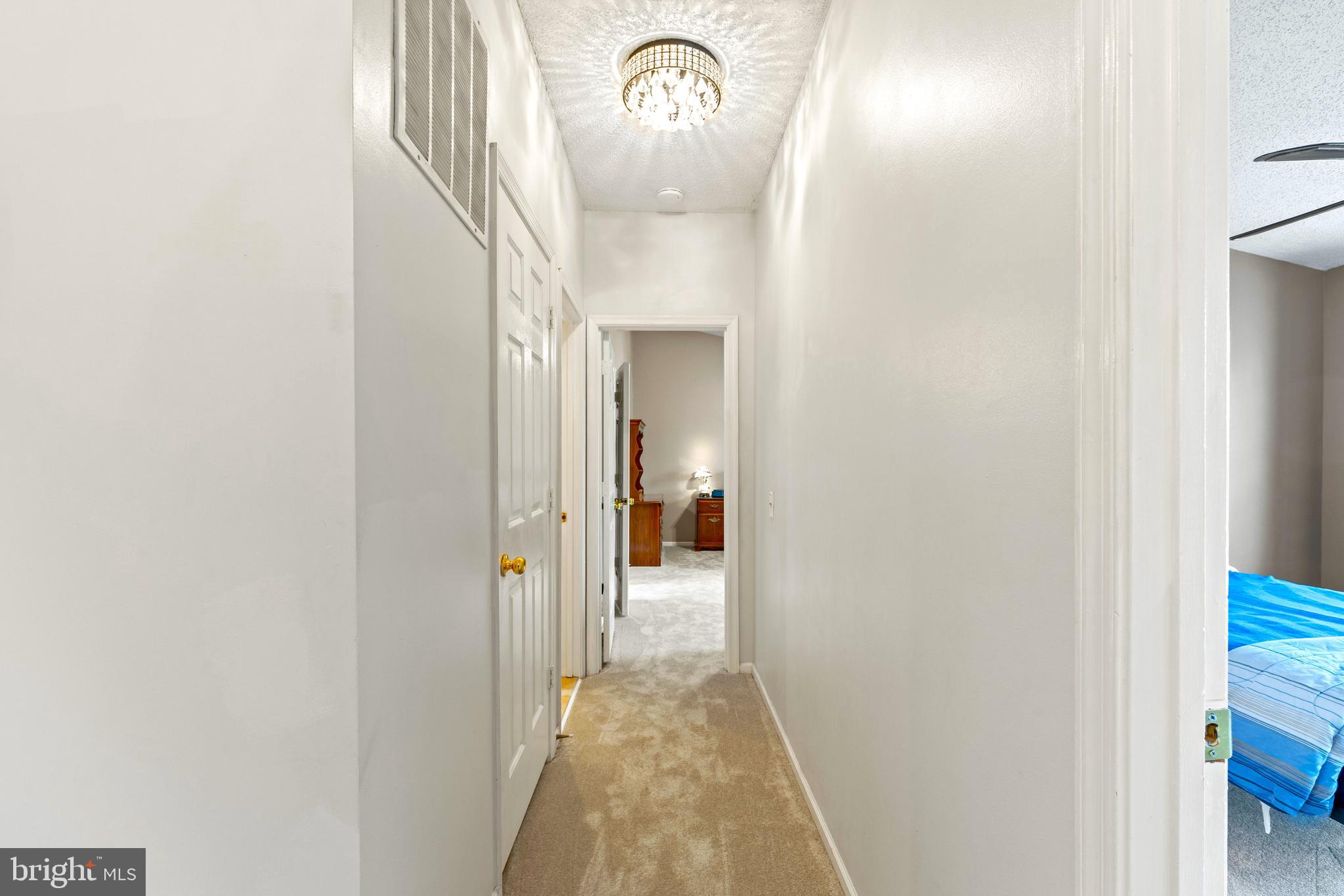 OAKENSHAW - Residential