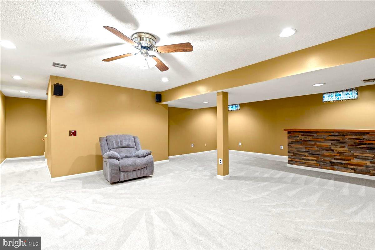 OAKENSHAW - Residential