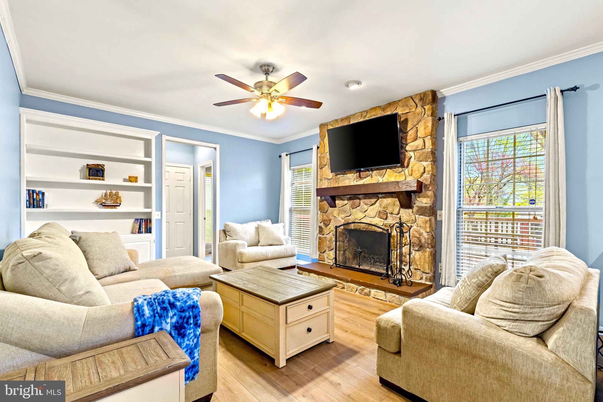 OAKENSHAW - Residential