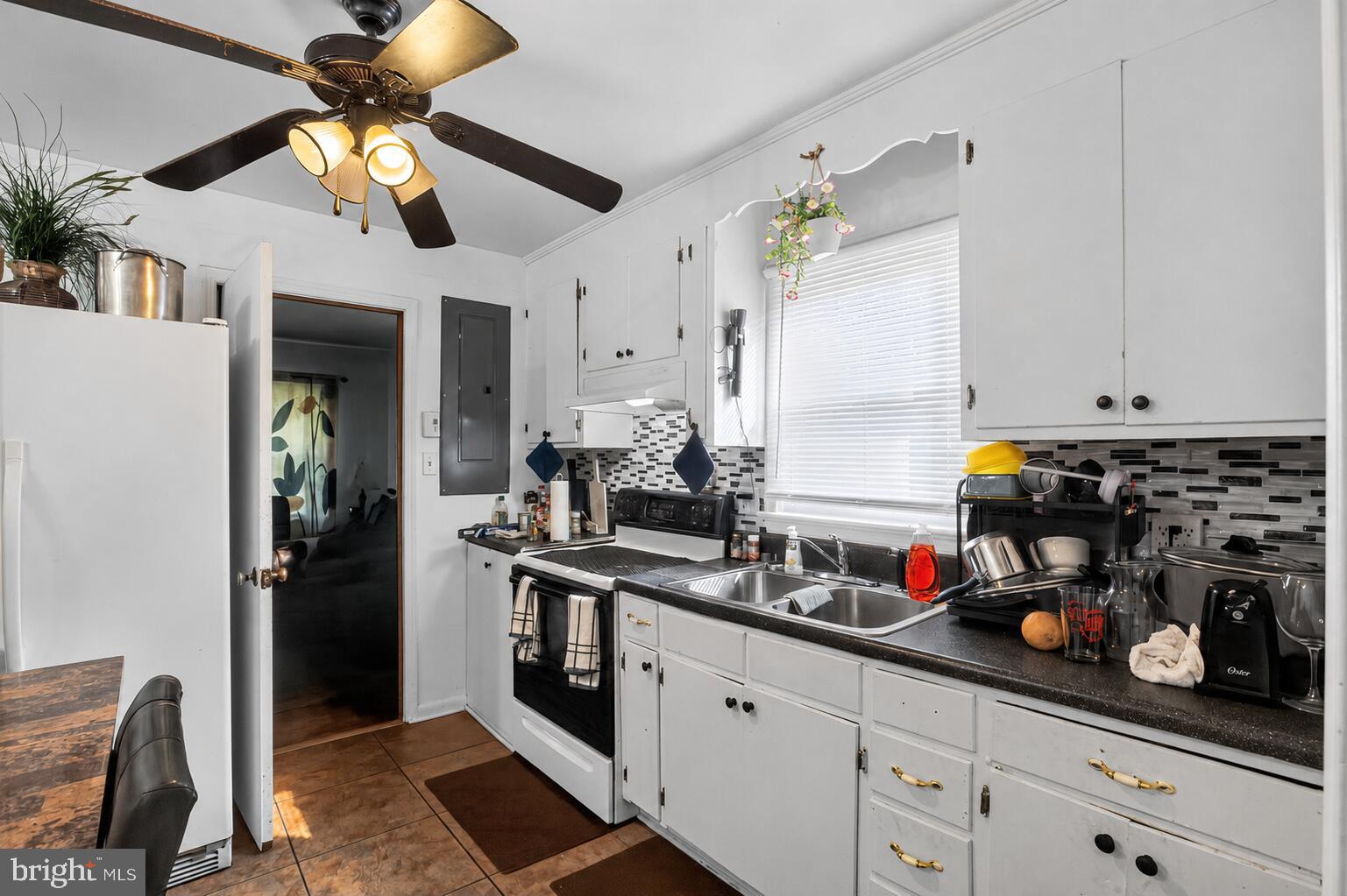 267 ROCKY NECK ROAD