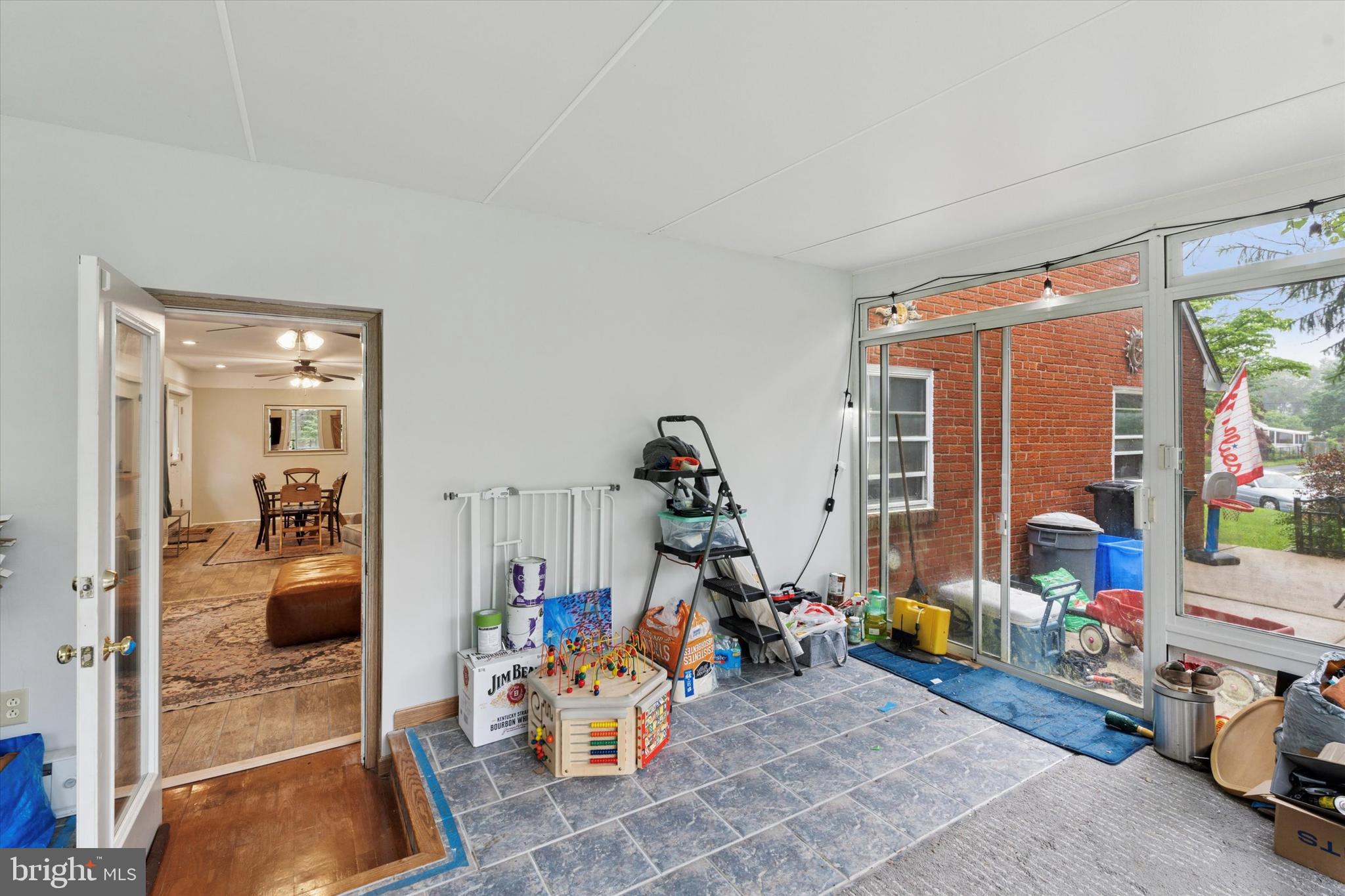 ROXBOROUGH - Residential