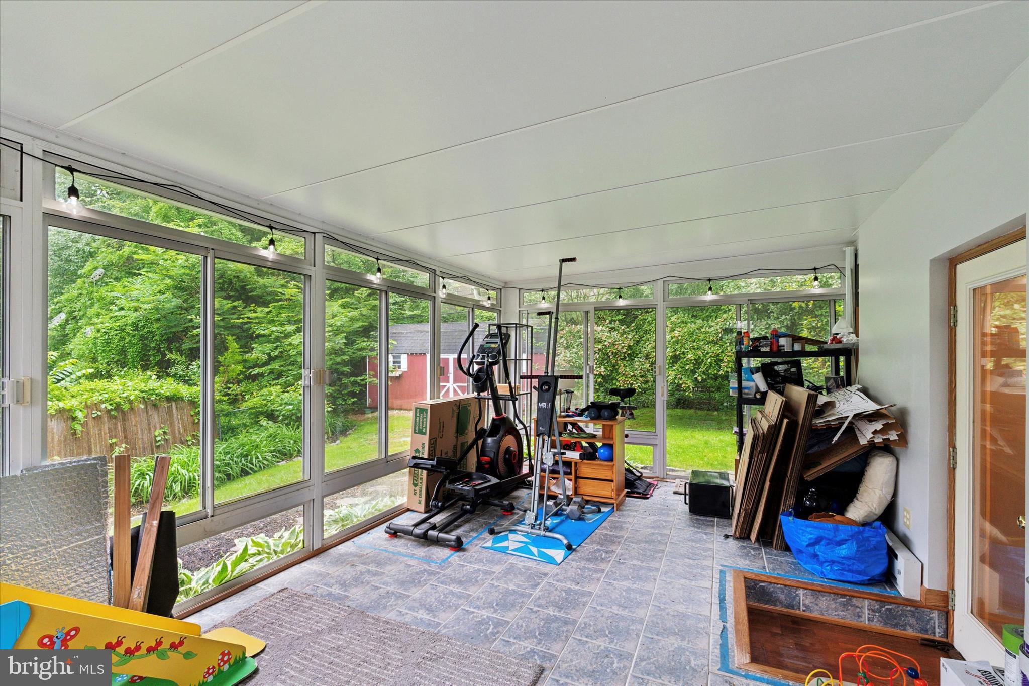 ROXBOROUGH - Residential