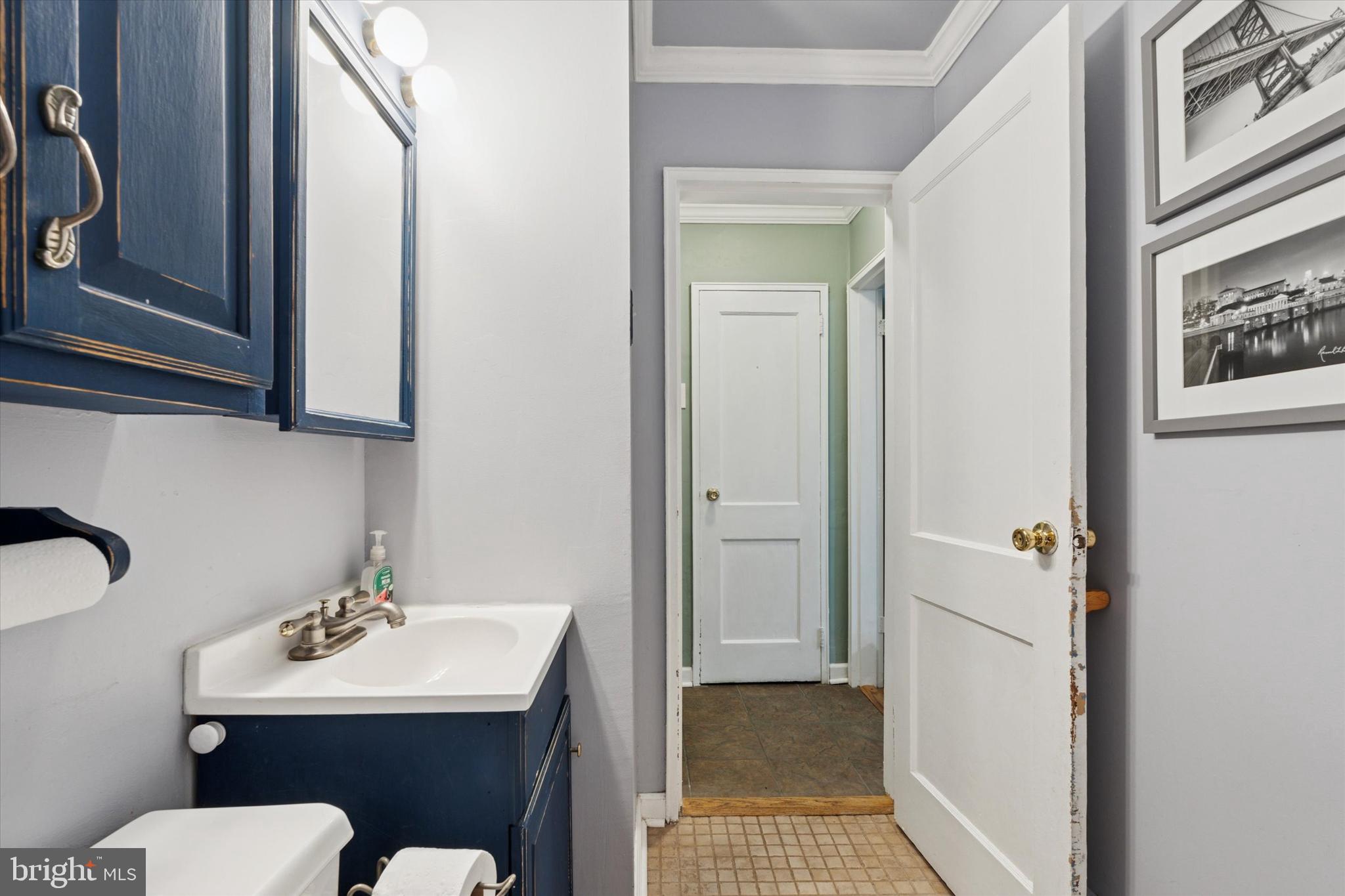 ROXBOROUGH - Residential