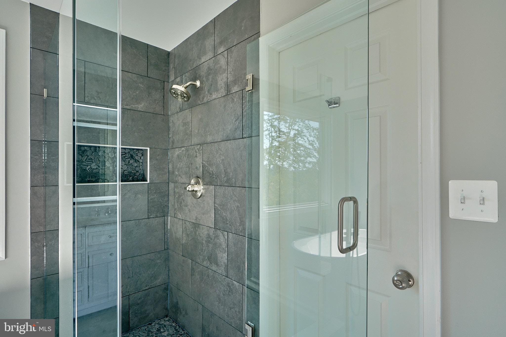 BAYVIEW ESTATES - Residential