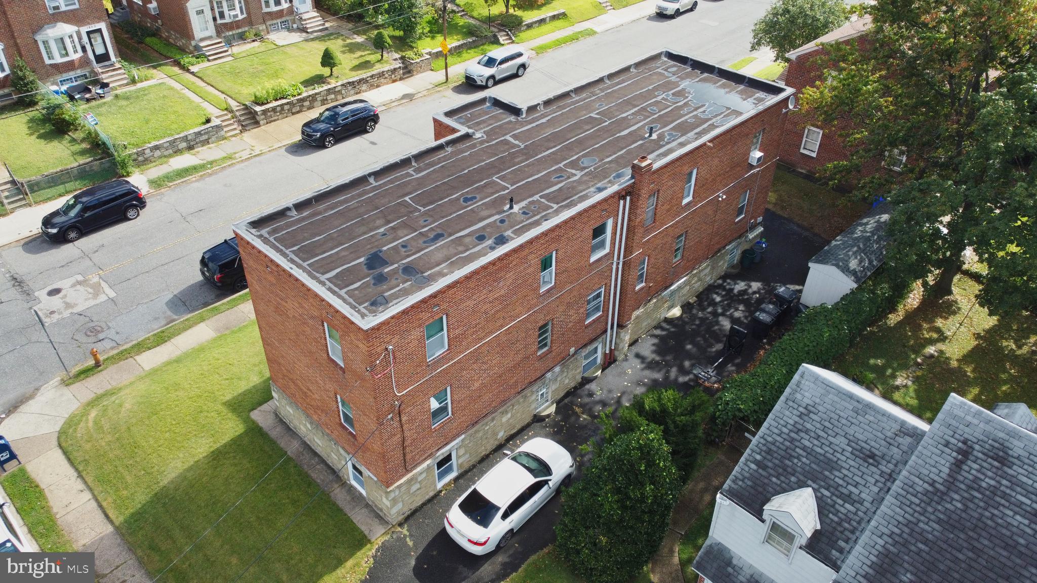 1800 CHANDLER STREET