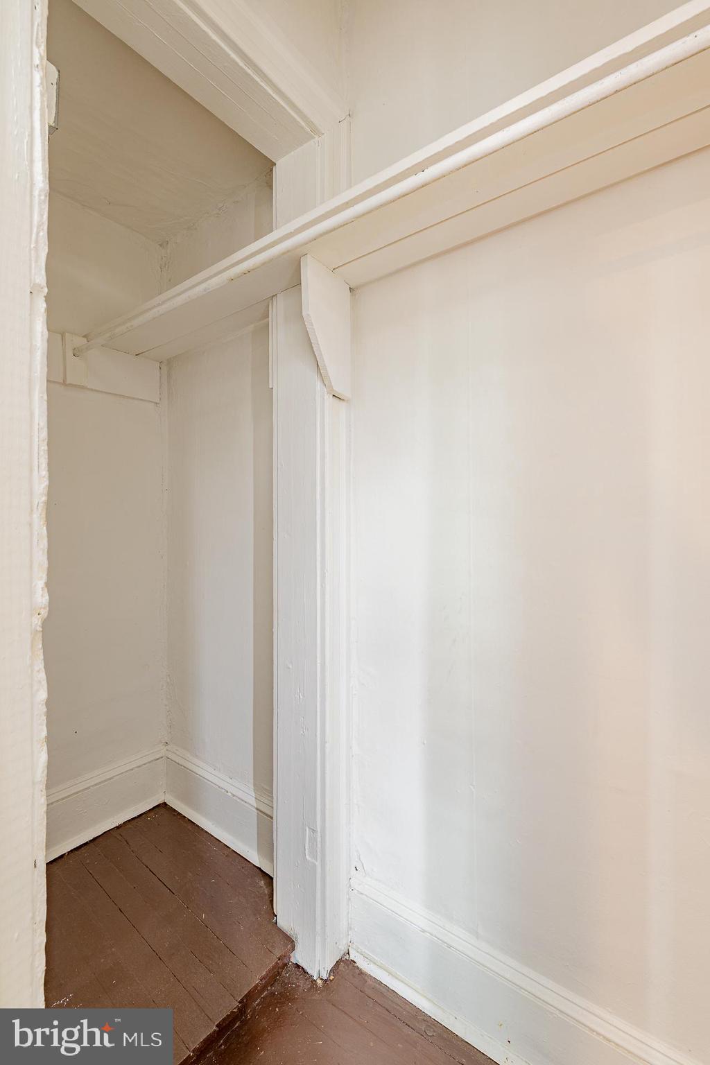 EAST BALTIMORE MIDWAY - Residential