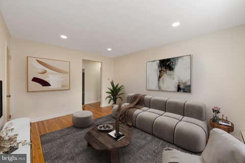 Condo For Rent - 13 S Black Horse Pike #2B<br/> HADDON HEIGHTS, NJ 08035
