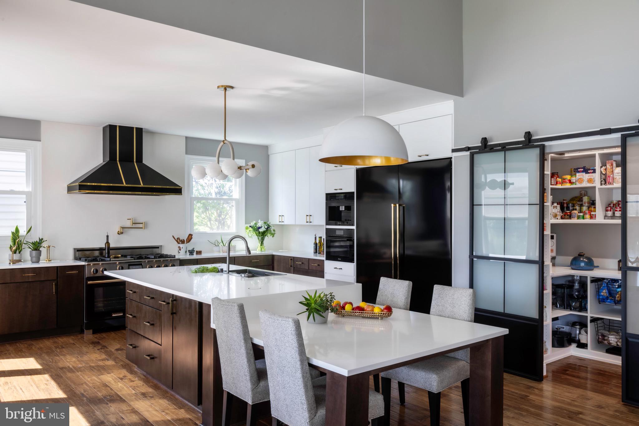 BROOKSIDE - Residential