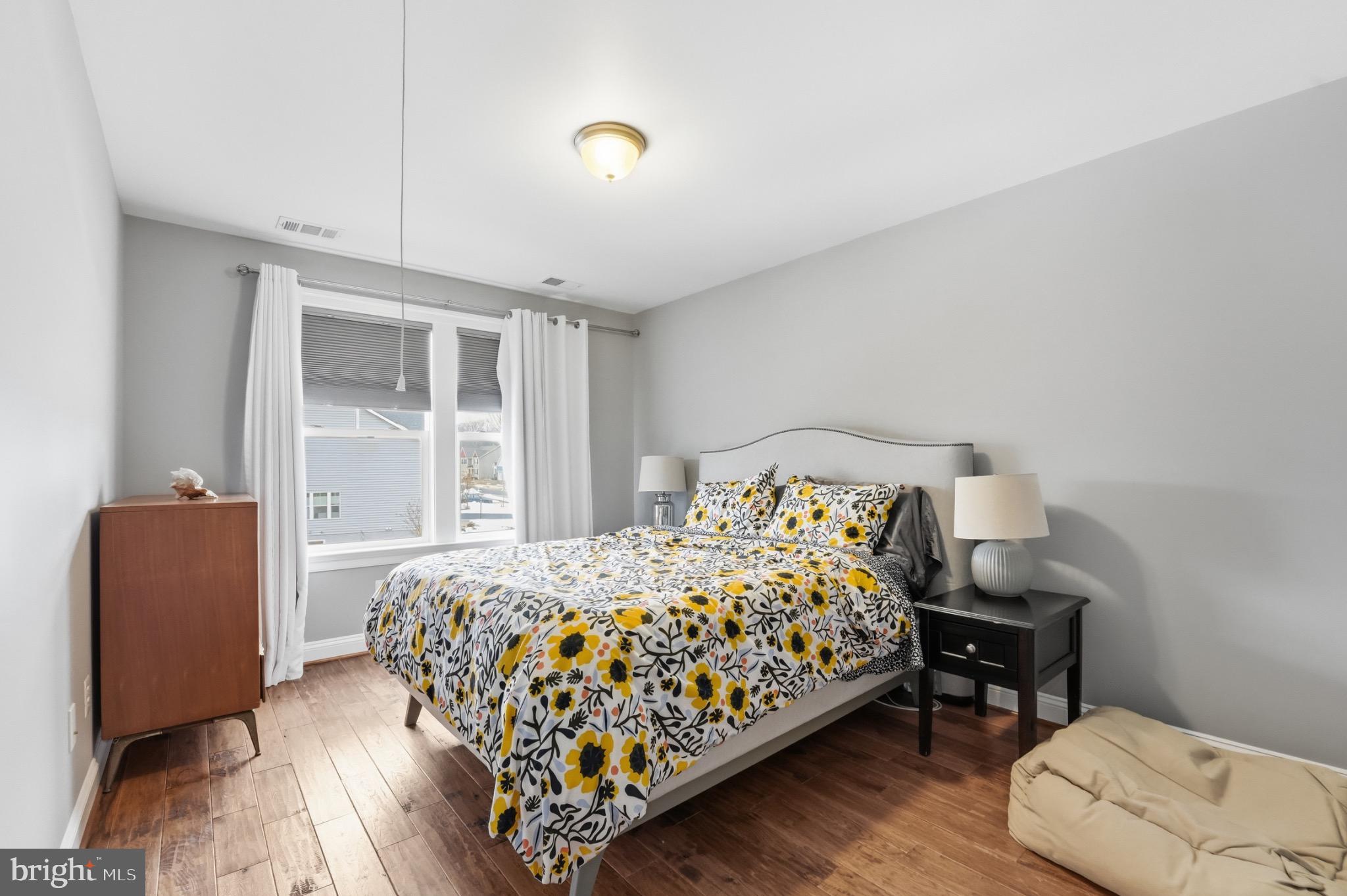 BROOKSIDE - Residential