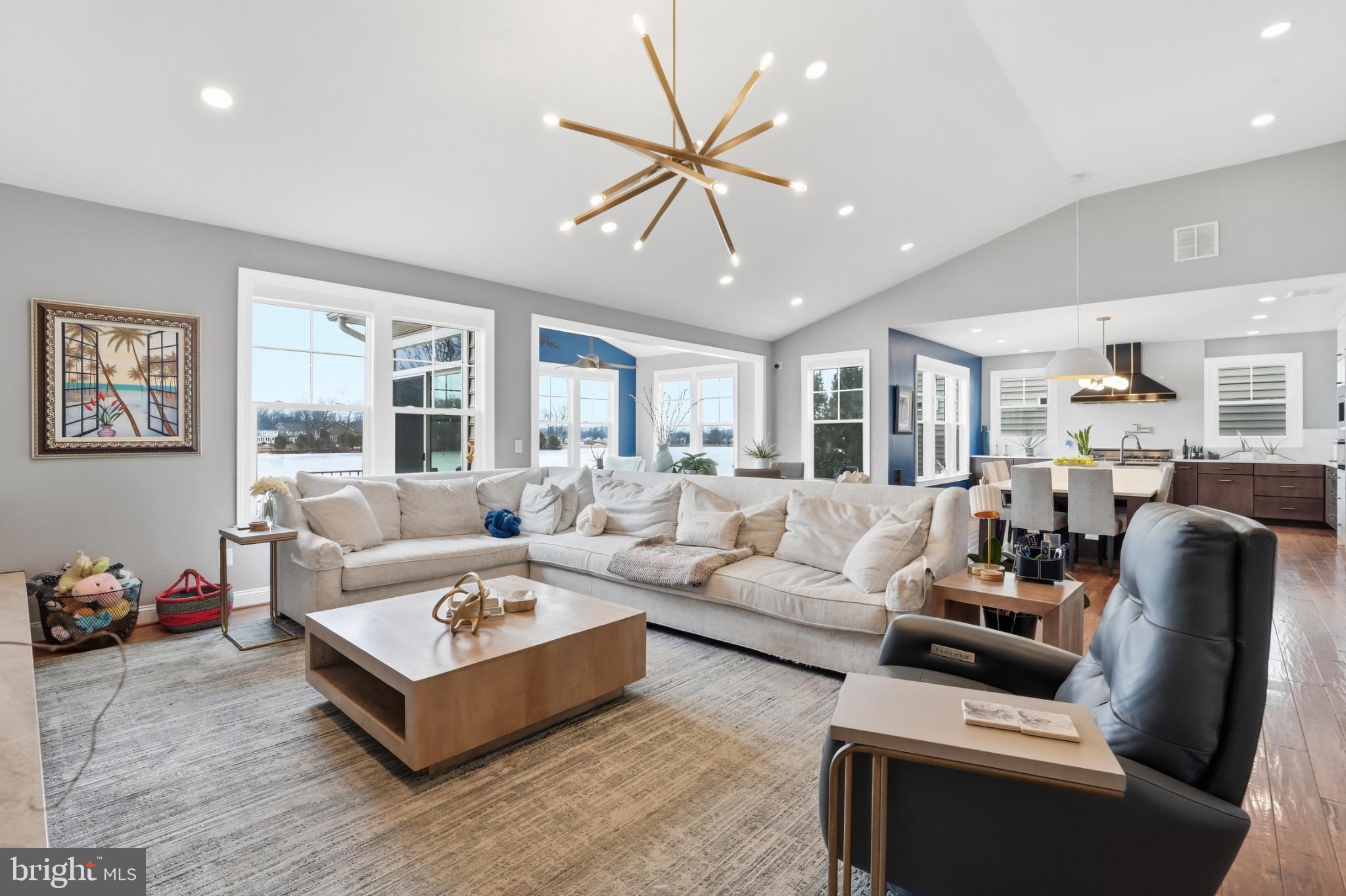 BROOKSIDE - Residential