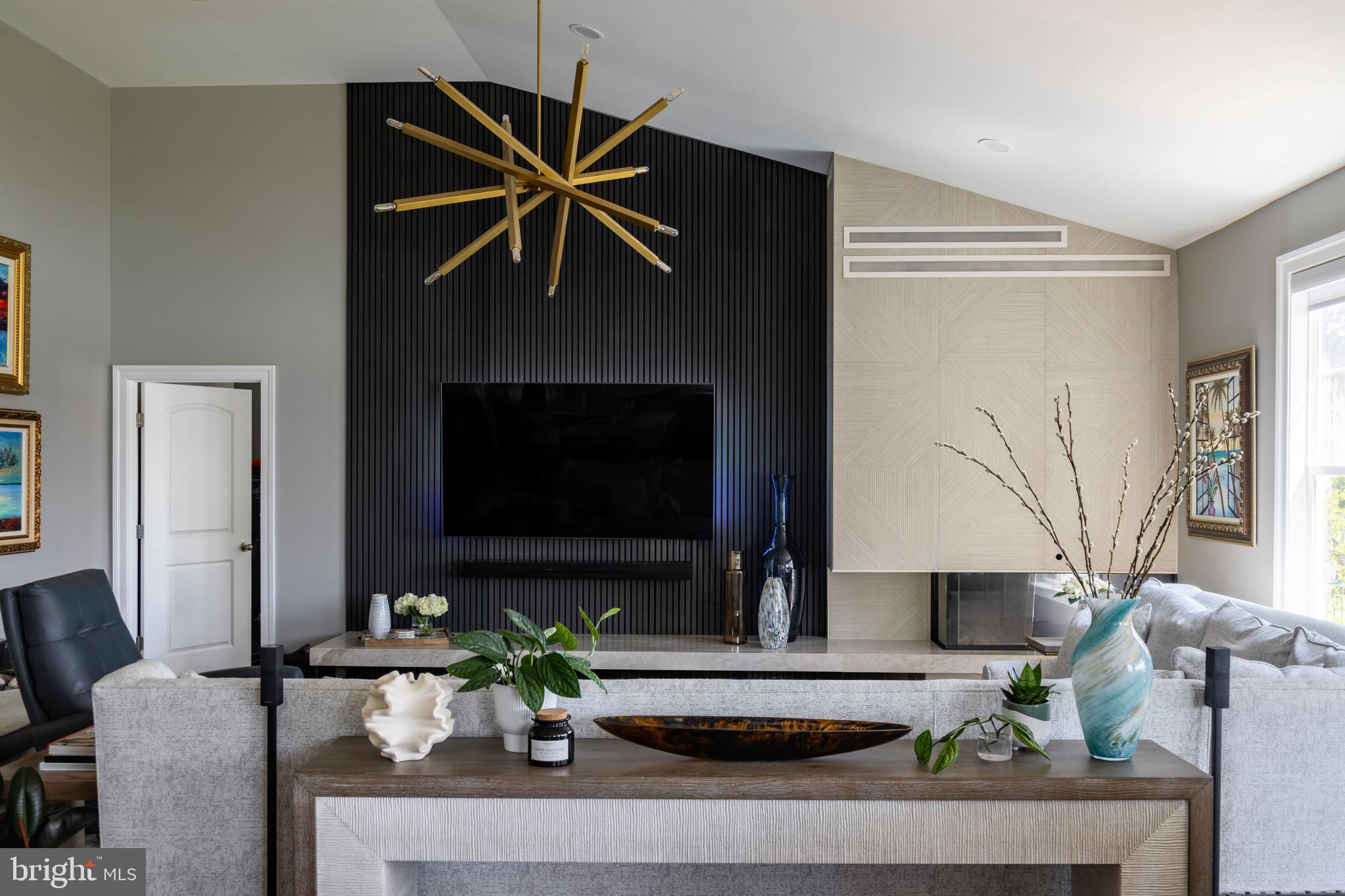 BROOKSIDE - Residential