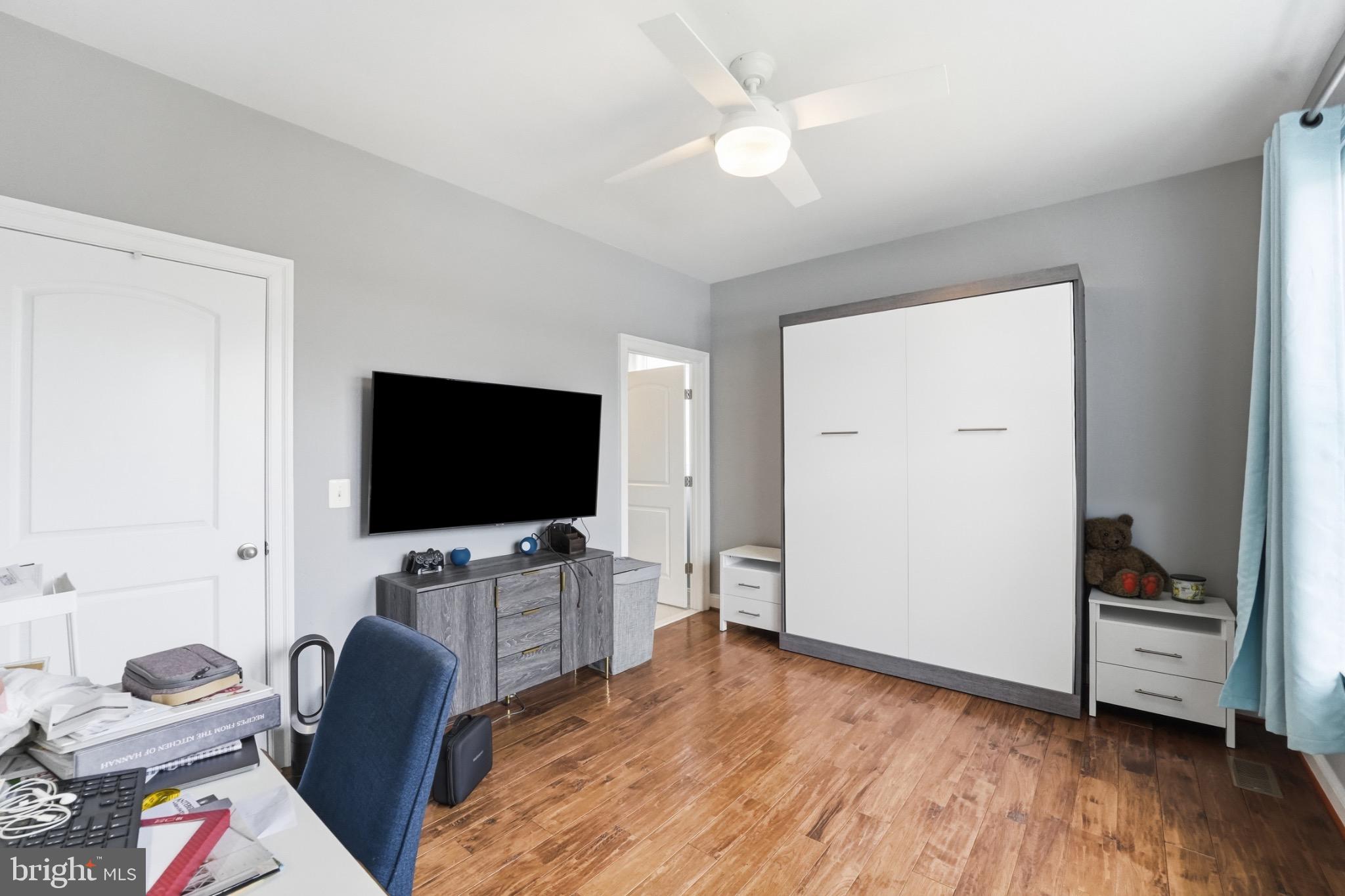 BROOKSIDE - Residential