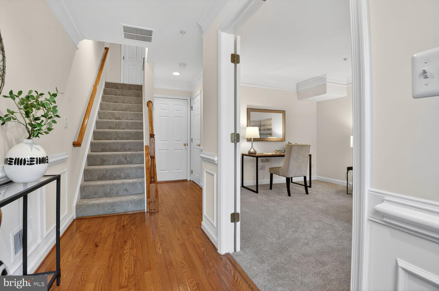 8842 MANSION VIEW COURT