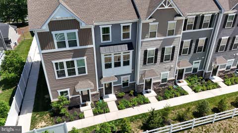 Townhouse For Rent - 2 Sidney Lane<br/> Camden County, STRATFORD, NJ 08084