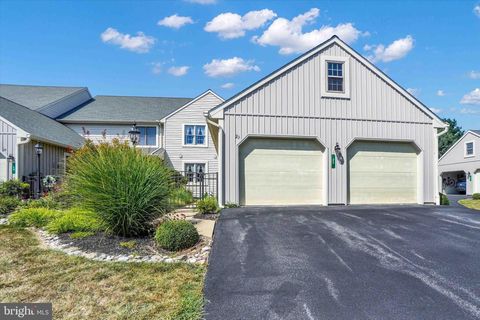 Photo of 23 SHYBROOK CT, ELIZABETHTOWN, PA 17022 (MLS # PALA2039990)