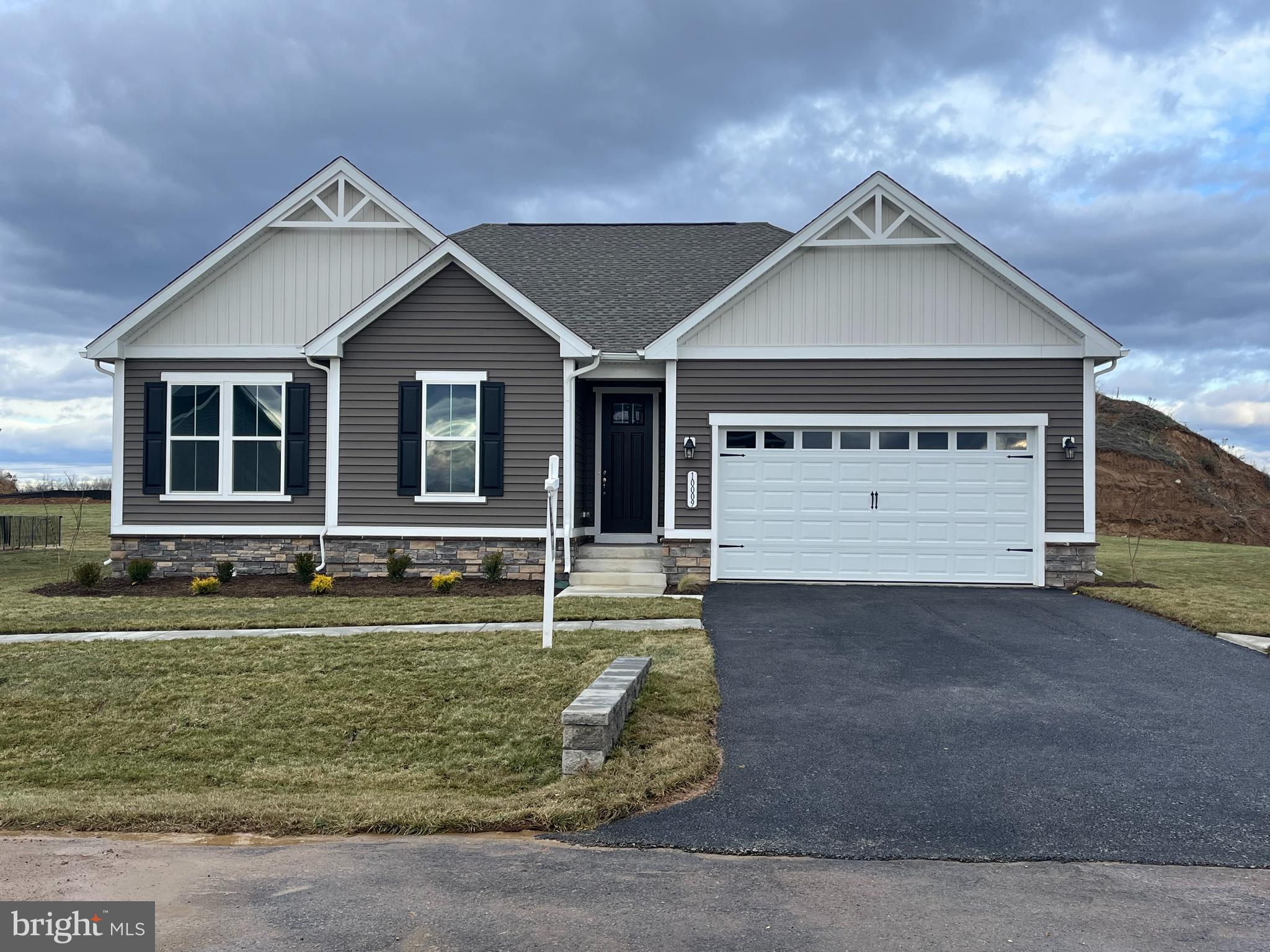 ELMWOOD FARM - Residential