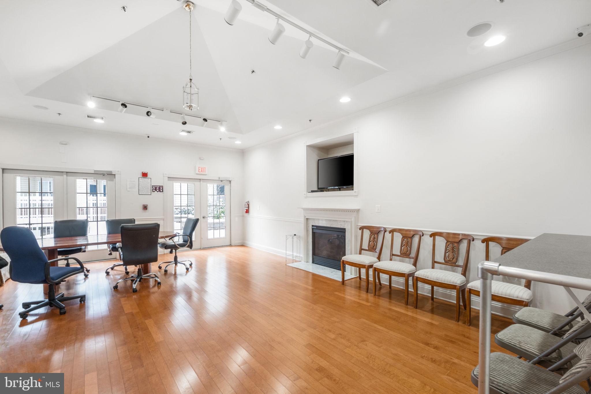 WESTBRIAR - Residential