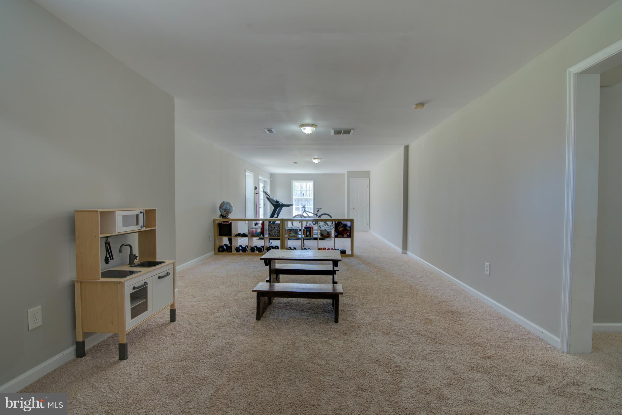 BROOKESMILL ESTATES - Residential