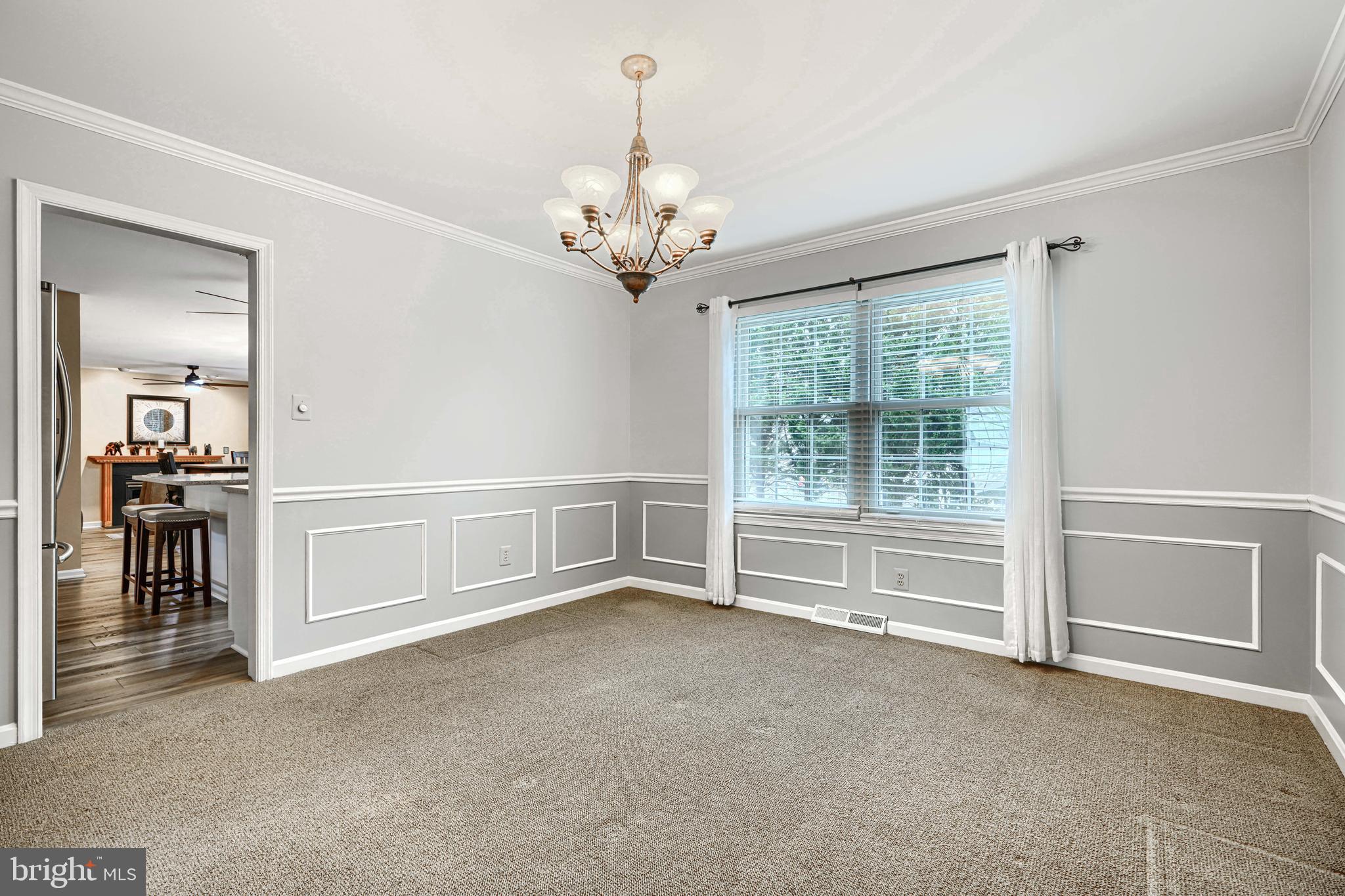 FOREST LAKES - Residential