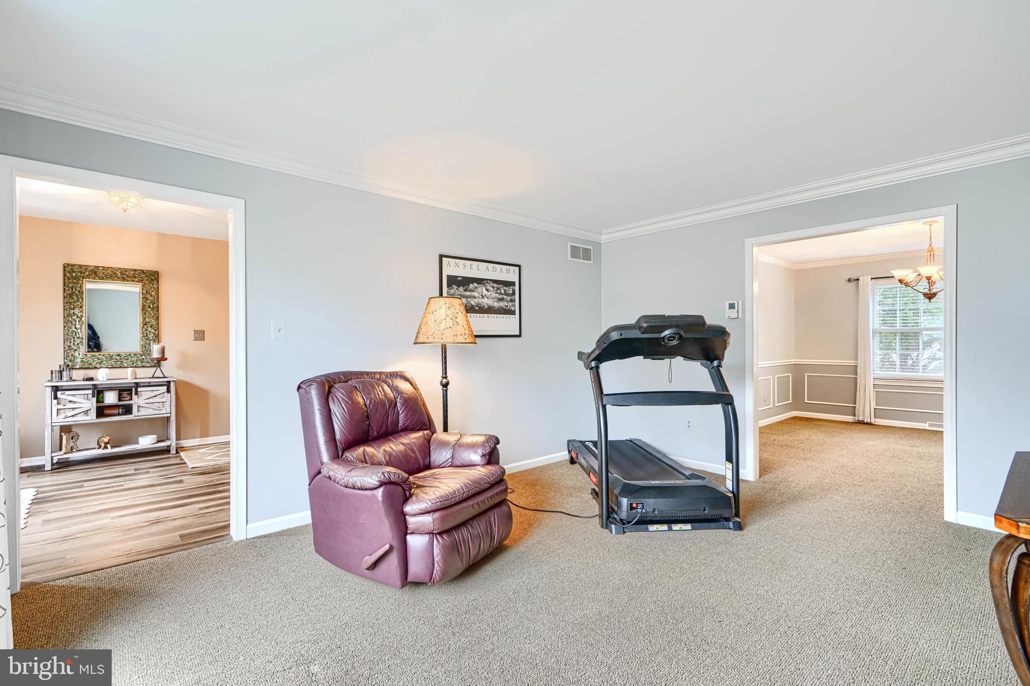 FOREST LAKES - Residential