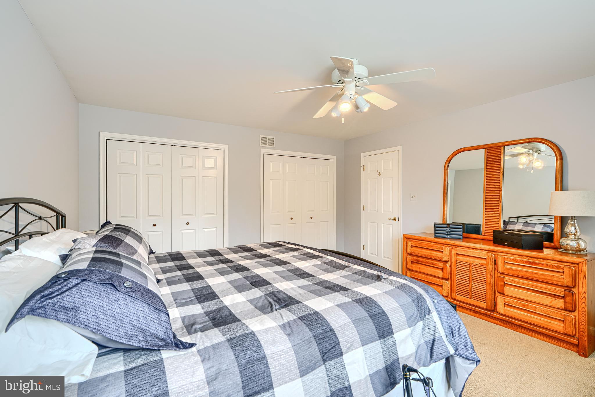 FOREST LAKES - Residential