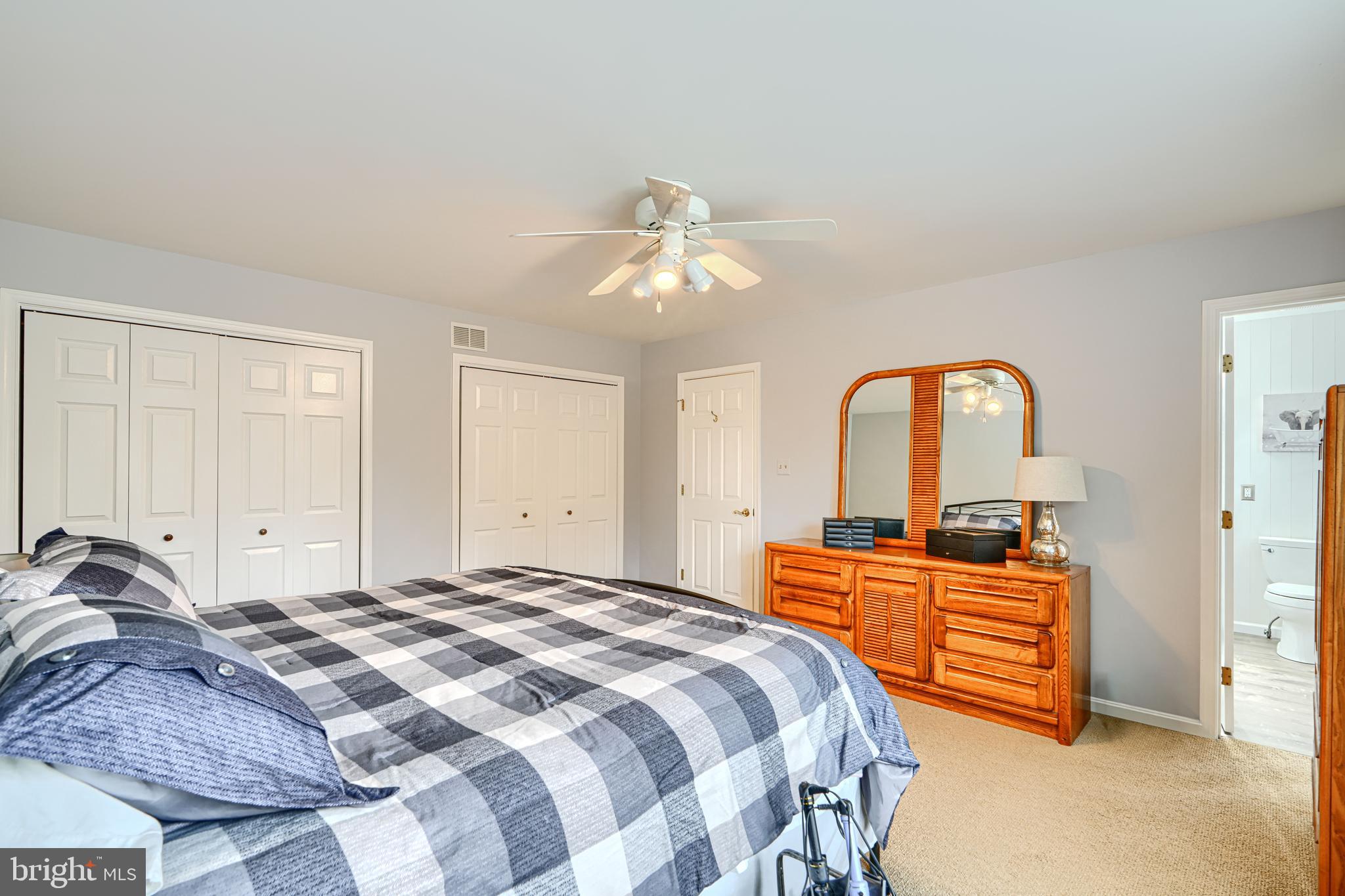 FOREST LAKES - Residential