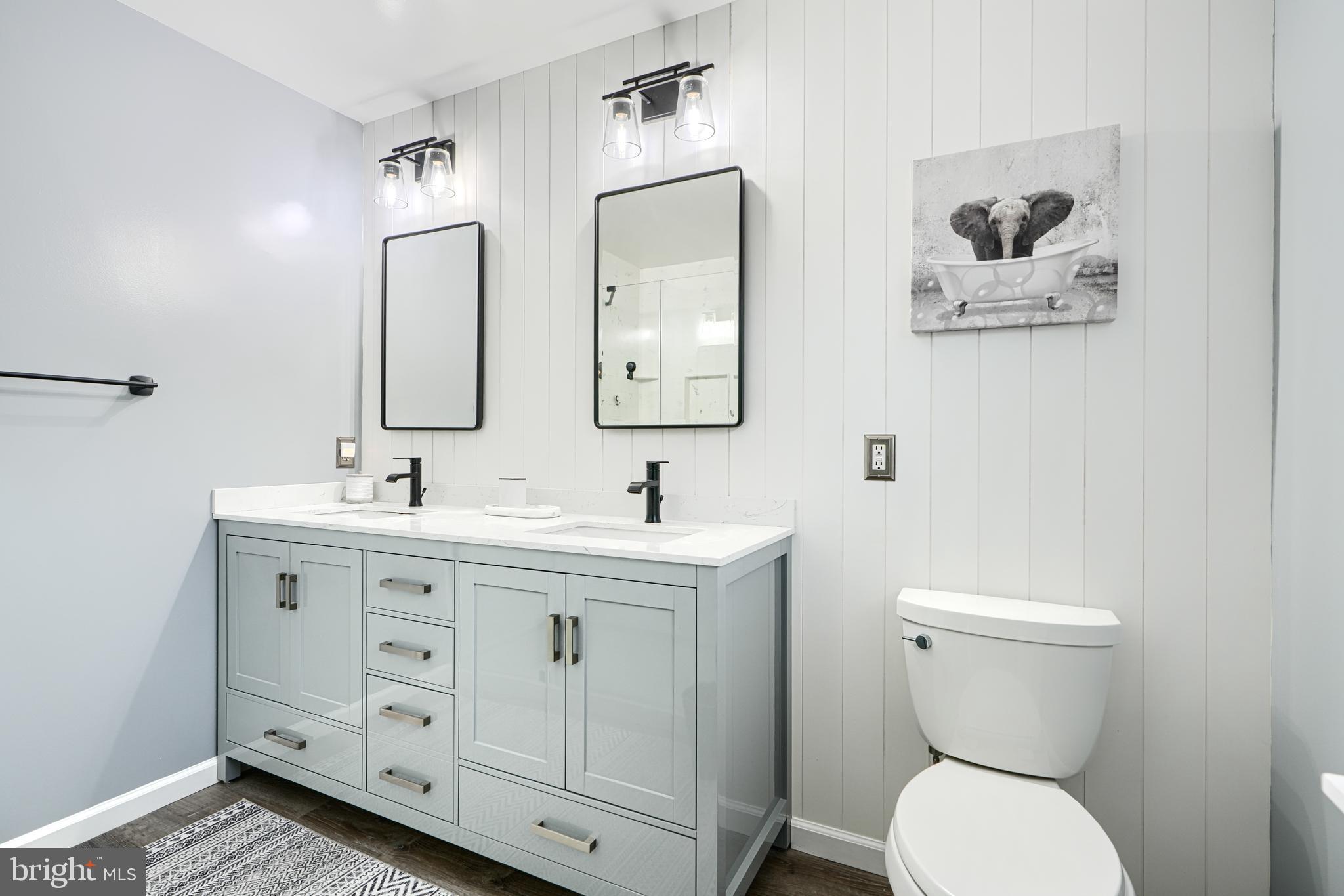 FOREST LAKES - Residential