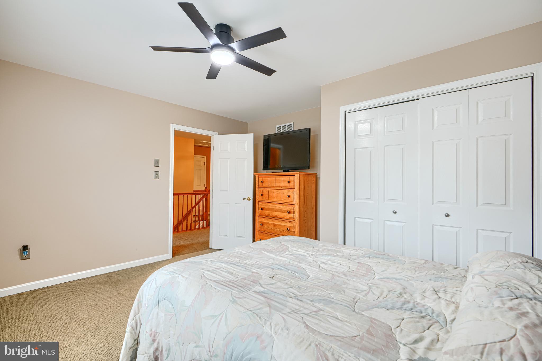 FOREST LAKES - Residential