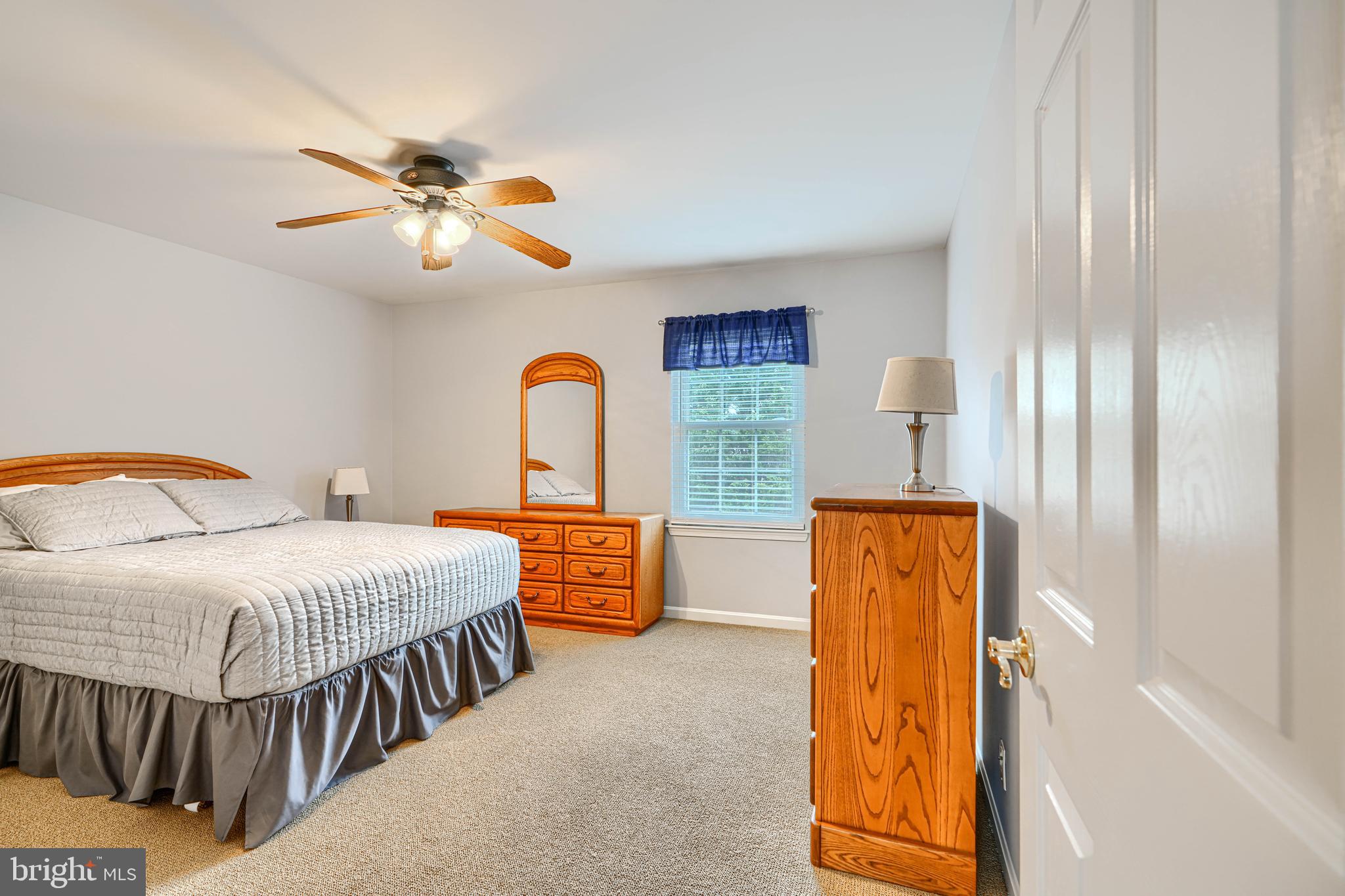 FOREST LAKES - Residential