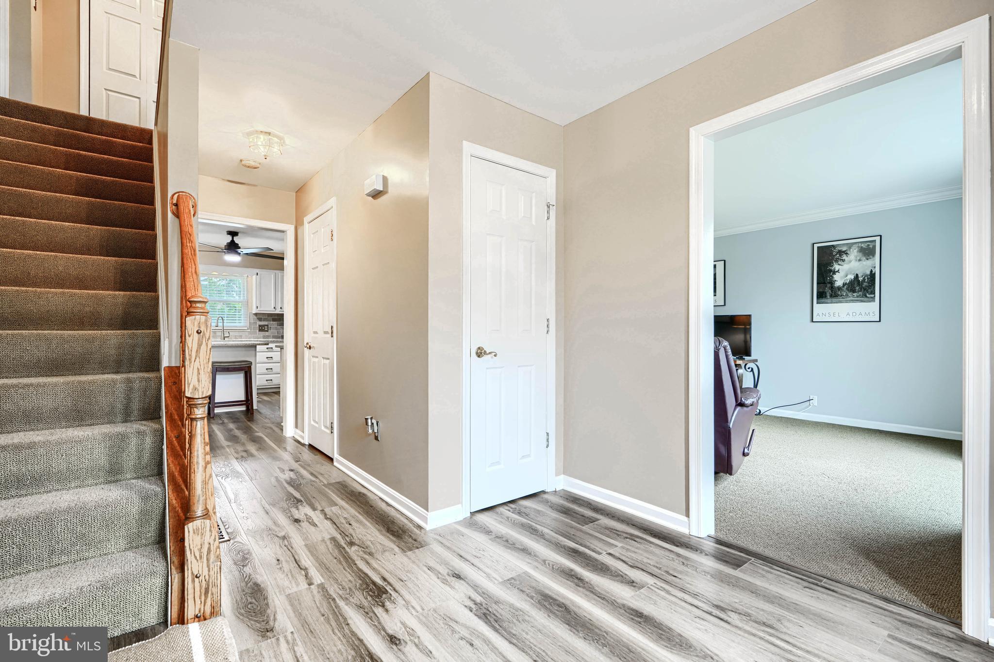 FOREST LAKES - Residential