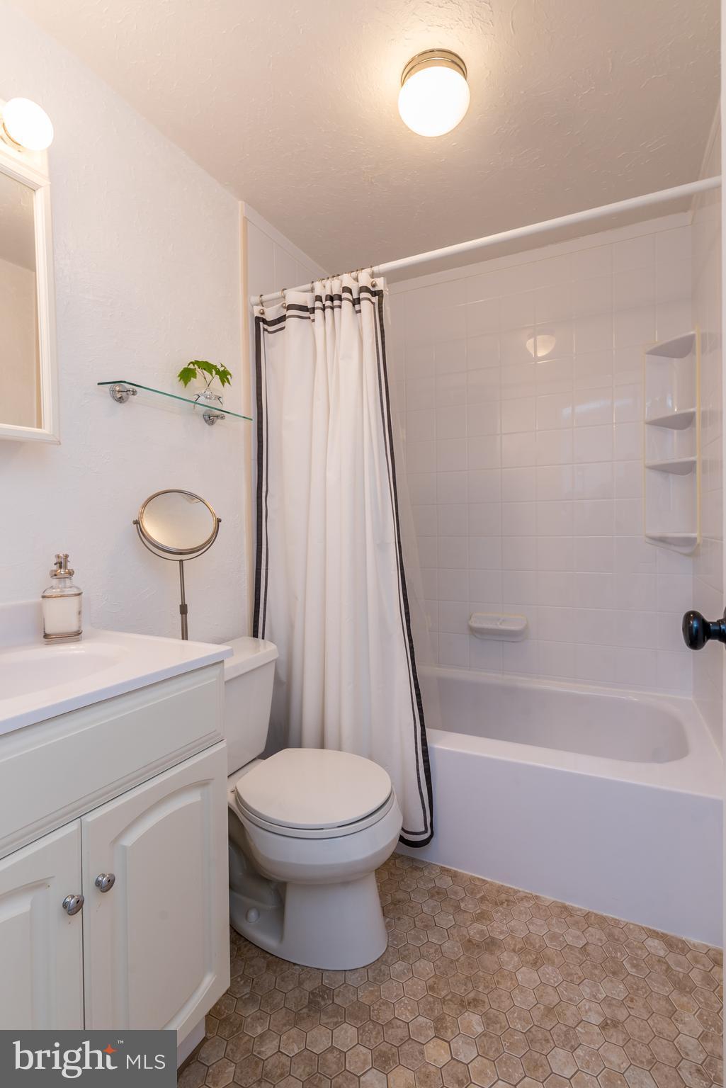 BELMONT - Residential