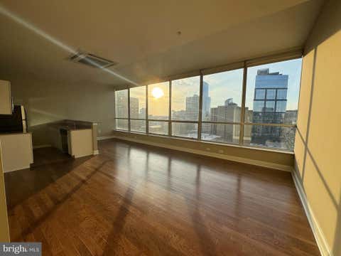 Condo For Rent - 2040 Market Street #615<br/> PHILADELPHIA, PA 19103