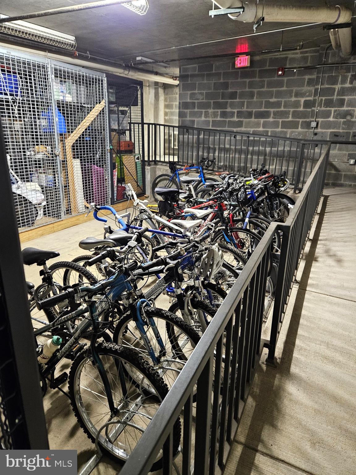 38 PLACE - Residential