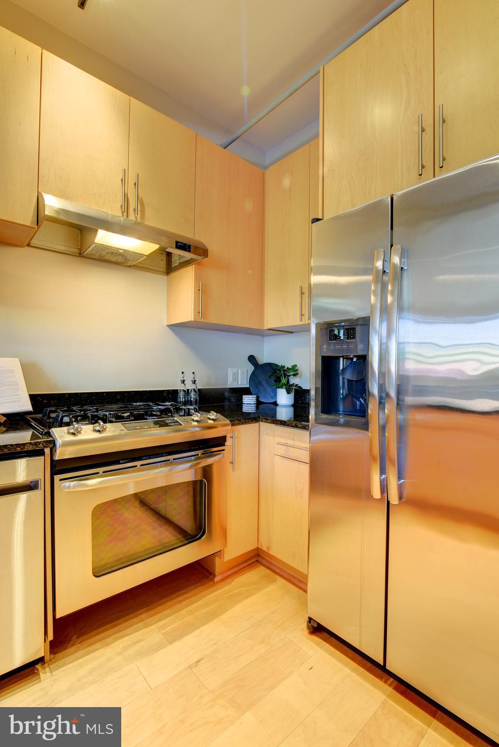 38 PLACE - Residential