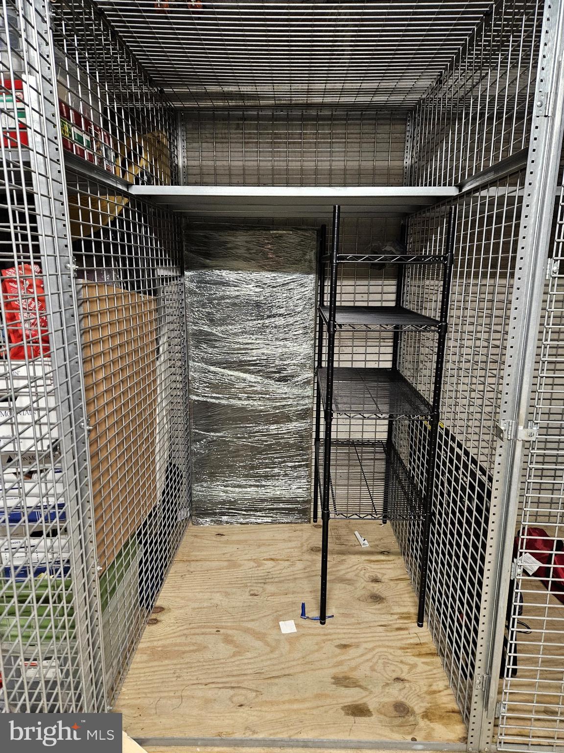 38 PLACE - Residential