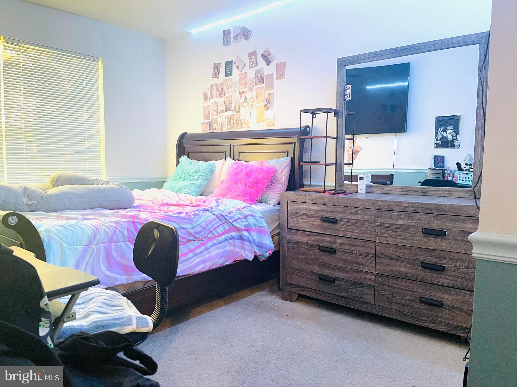 ASPEN WOODS - Residential