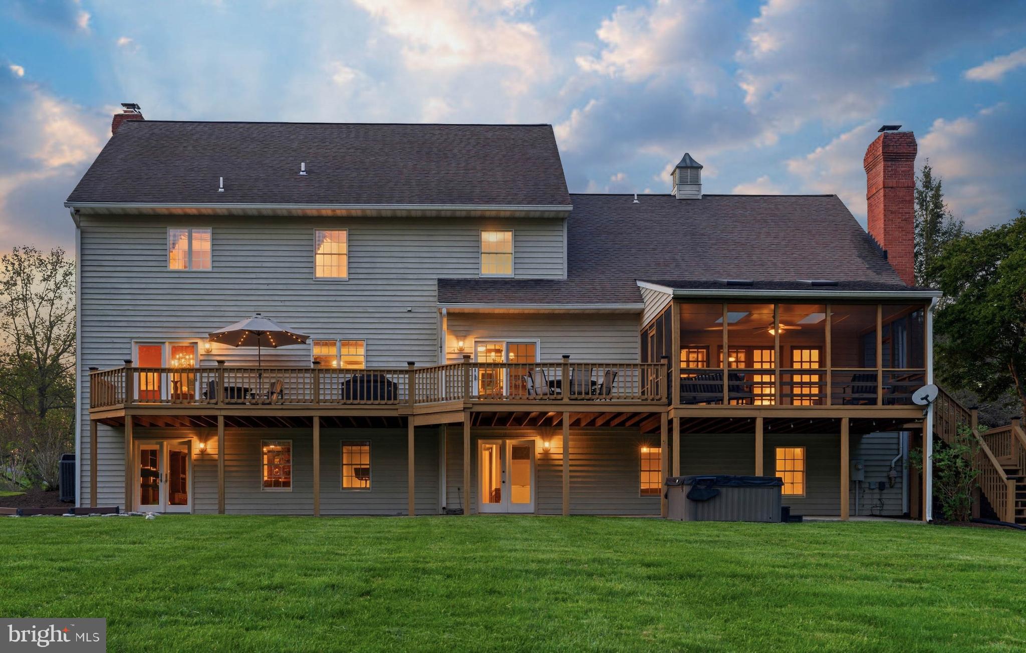 MISSION RIDGE - Residential