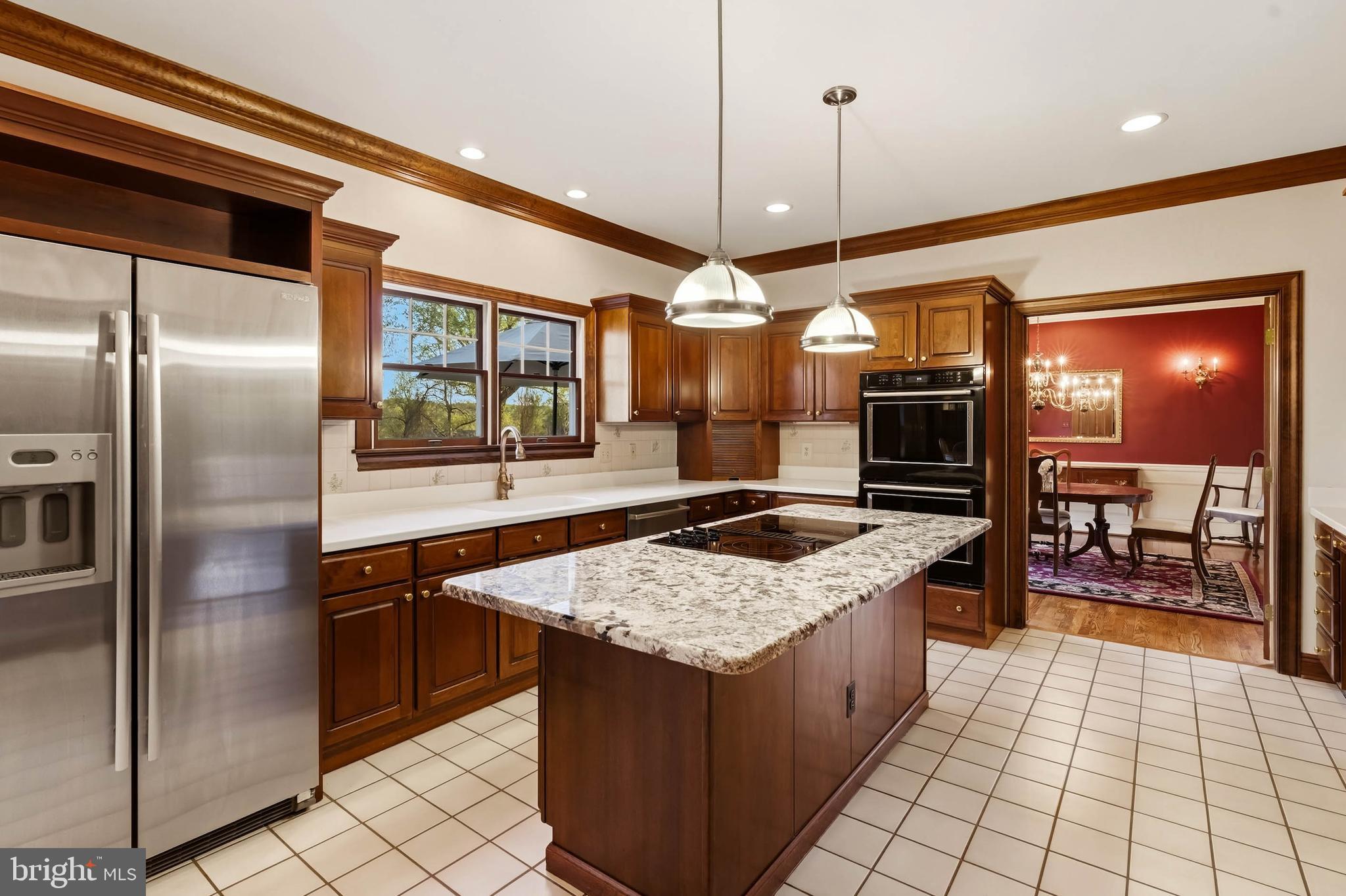 MISSION RIDGE - Residential