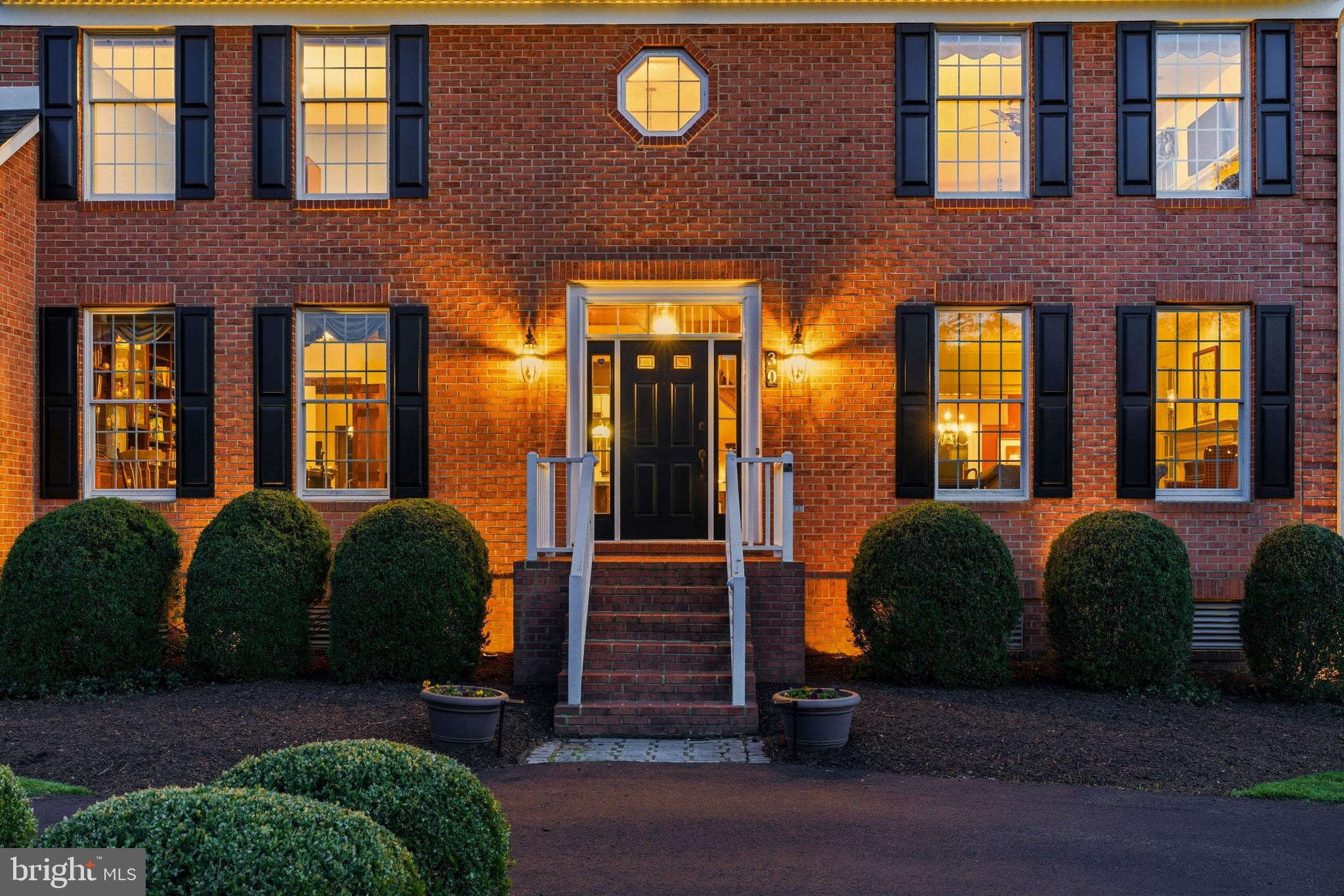 MISSION RIDGE - Residential
