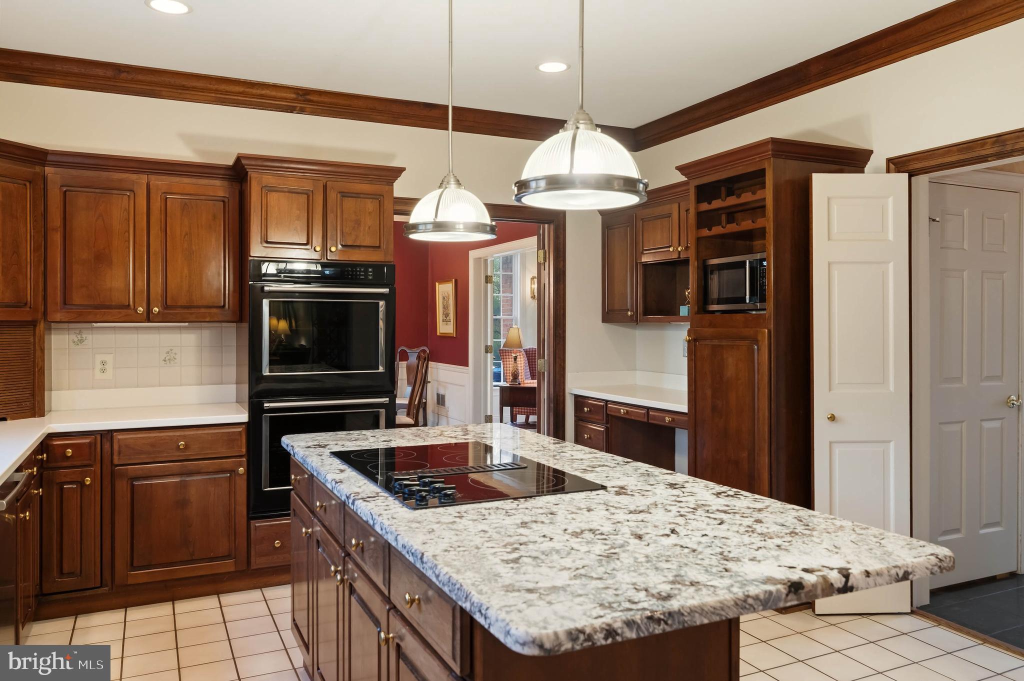 MISSION RIDGE - Residential