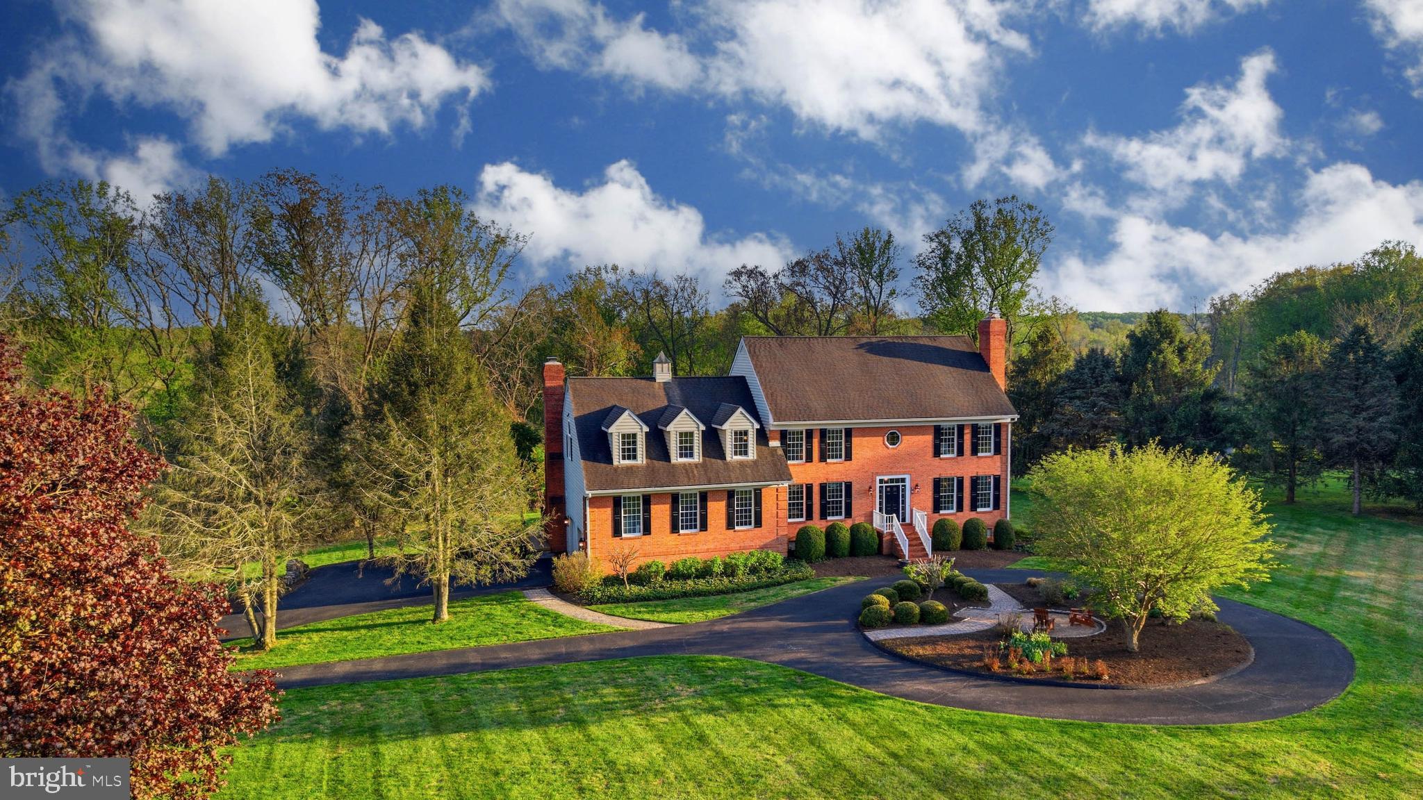 MISSION RIDGE - Residential