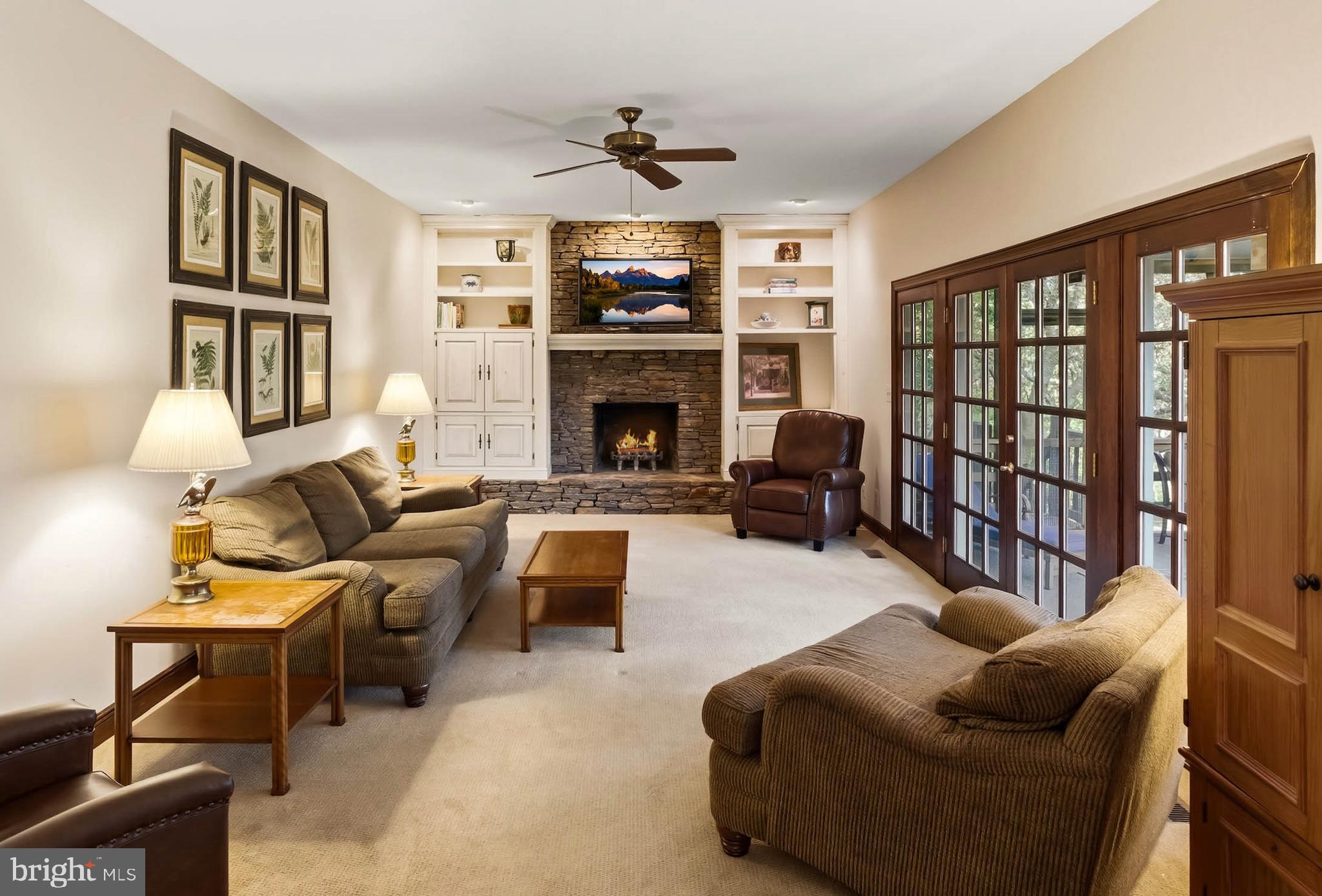 MISSION RIDGE - Residential